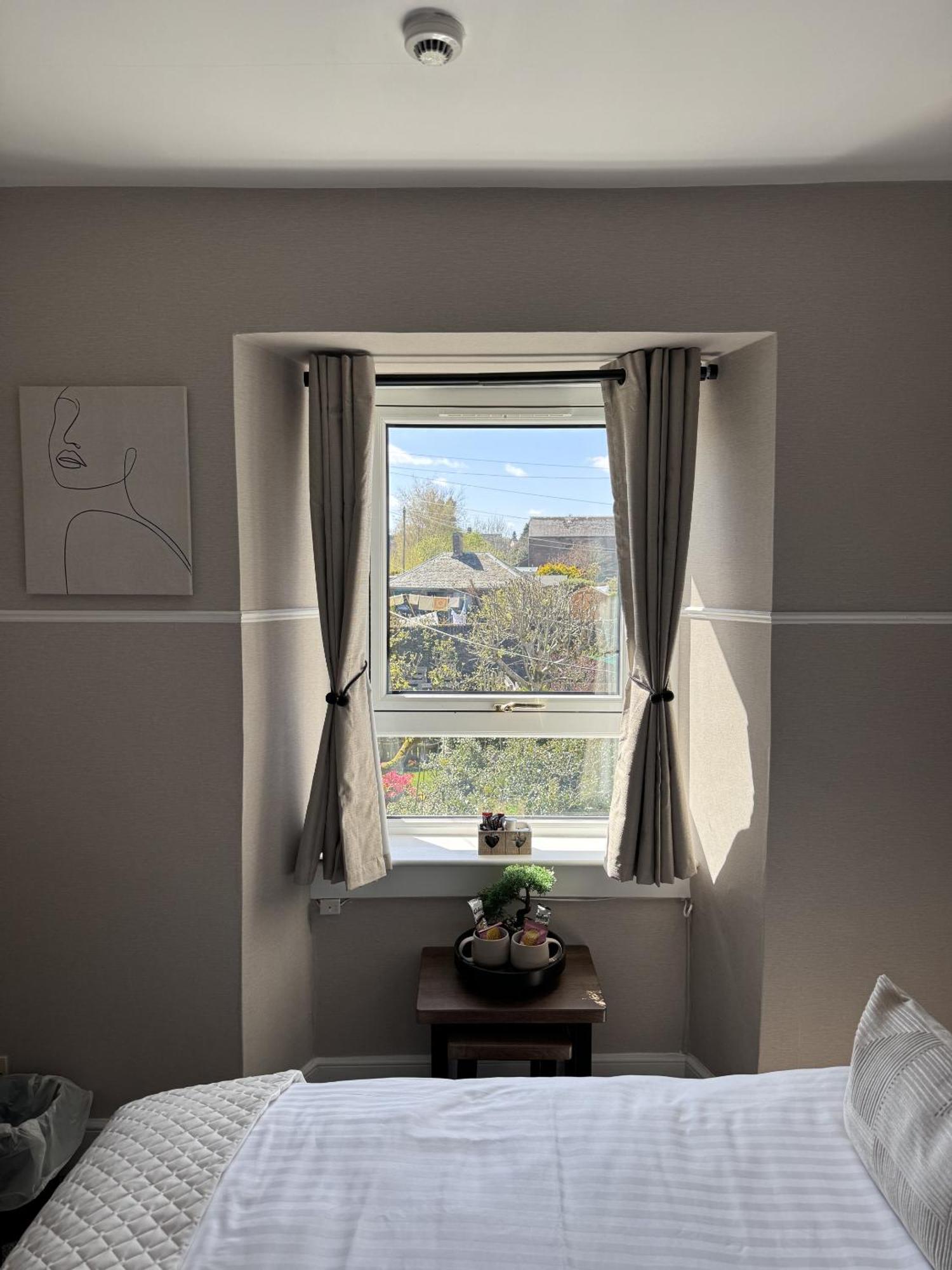The Glendevon Hotel アウキテラーダー 部屋 写真