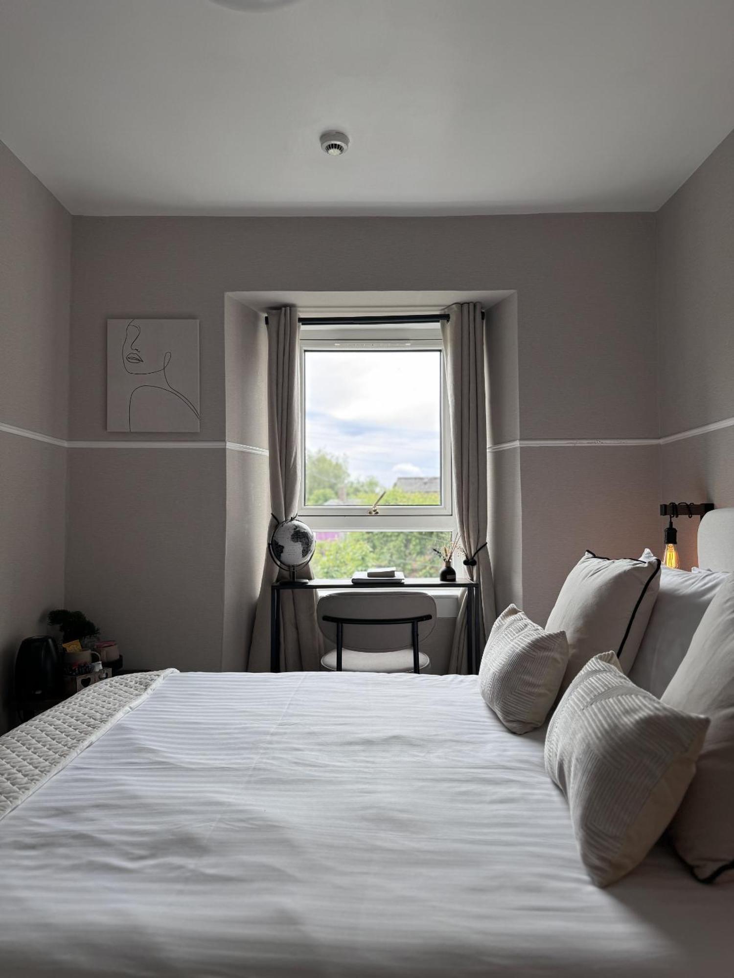 The Glendevon Hotel アウキテラーダー エクステリア 写真