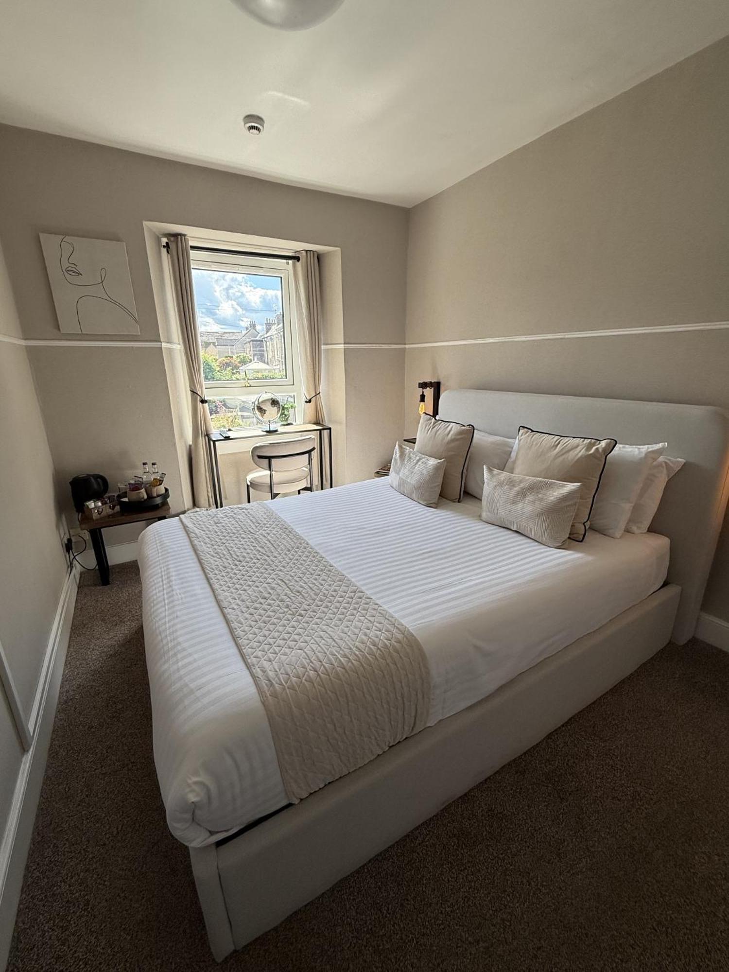 The Glendevon Hotel アウキテラーダー 部屋 写真